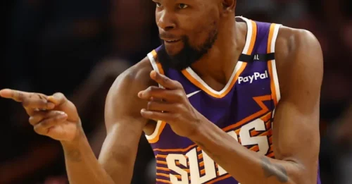 Victor Wembanyama Invites Kevin Durant to the Spurs to Dominate the NBA Together—Shocking Truth Behind the Invitation