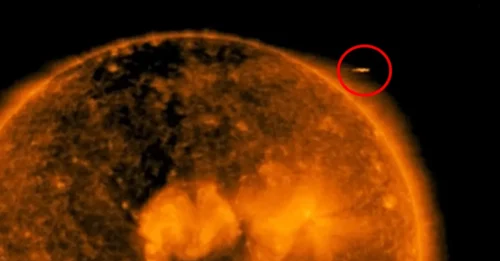 A mysterious UFO, 5 times bigger than Earth, was caught on camera by a UFO enthusiast