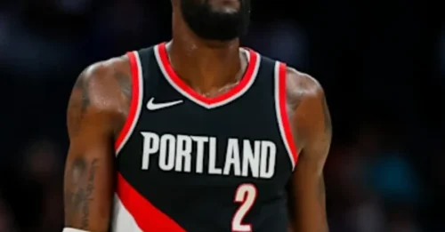 Lakers are negotiating a $132M 'blockbuster': LeBron-Luka-Suns' superstar center Big 3 set to shake up the NBA!