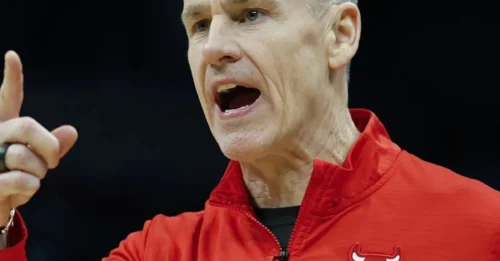 BLOCKBUSTER: Bulls Rush Donovan Extension as Knicks Lurk - Will He Stay or Go?