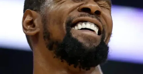 Suns REELING After NBA Veteran's Trade Ultimatum - Durant Deal Now in Doubt?