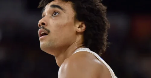 The Warriors just landed a 6'7