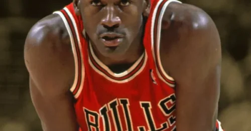 YOU'LL NEVER GUESS: The Tear-Jerking Reason MJ Changed His Iconic #23 to #45 in 1995