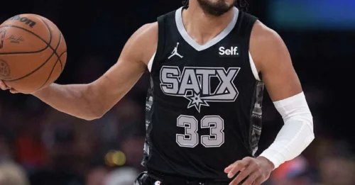 The Chicago Bulls just bet $24M on a contract with a beast averaging 1.5 points and 4.5 assists per game, with a 57.2% efficiency. Is this the key to bringing them back to the top?