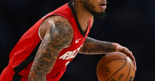 9.4 points, 3 rebounds, 1 assist per game—modest stats, but the Lakers believe he’s the ‘silver bullet’ for the new season—a hidden gem with unreal explosive potential!