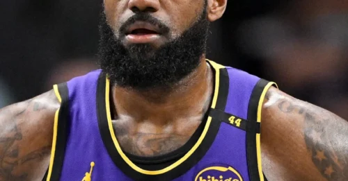 LEBRON'S SAVAGE REACTION: Lakers Star Clowns Mavericks After Embarrassing Loss - You Won't Believe What He Said!