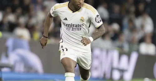 Shock Transfer: Liverpool Ready to Outspend Rivals for €90m Striker - Premier League Competitors Trembling!