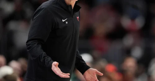 BILL SIMMONS NUCLEAR TAKE: Bulls Branded 'MOST DYSFUNCTIONAL FRANCHISE' After Years of Chaos!