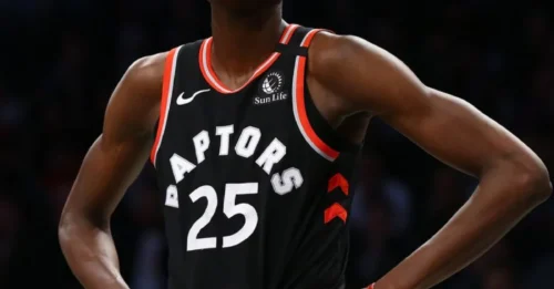 GOLDEN STATE’S BLOCKBUSTER DEAL: Toronto’s $35M Superstar Joins Curry in Stunning Free Agency Twist!