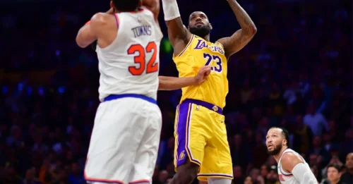 NBA EARTHQUAKE: Lakers-Knicks Mega Trade Would Send LeBron to New York in Historic Deal!