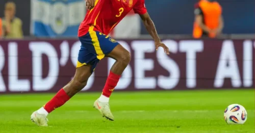 Breaking: Arsenal Just Pulled Off a Stunning Heist – Snatching Valencia's Defensive Gem Right from Under Leipzig's Nose!
