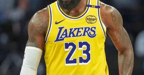LEBRON VS FRONT OFFICE: Tension Rises as Star Questions Lakers' Post-Trade Strategy!