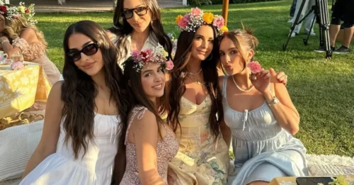 ALEXIA UMANSKY SHOCKS FANS: Secret Wedding Dress Revealed with Sisters Kyle & Kathy! (PHOTO)