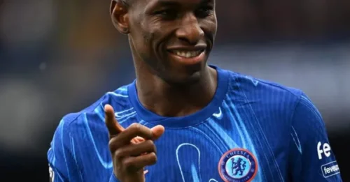 TRANSFER BOMBSHELL: Man Utd's Hidden Striker Negotiations Revealed - Amorim Teases Next Big Move