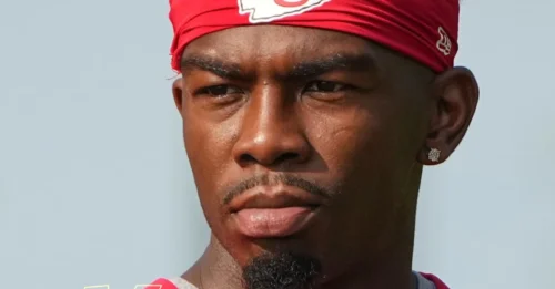 Fans are stunned as the Chiefs release a beloved player, then immediately sign an undrafted WR!