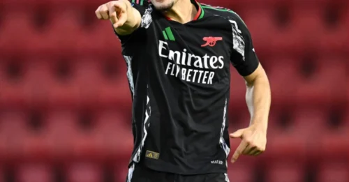 BREAKING: Fans in disbelief as Arsenal give away 20-year-old prospect for NOTHING!