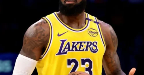 LEBRON TRADE BOMBSHELL: Why Moving NBA's Biggest Star Would Need 3+ Teams