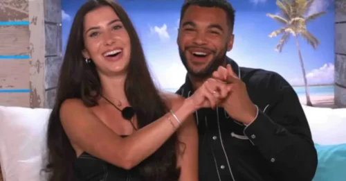 Shocking Double Rejection Rocks Love Island – Viewers Say He Should’ve Never Come Back!