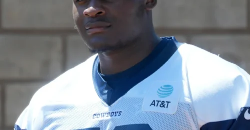 COWBOYS REINVENT FOOTBALL: Mystery Lineman Getting Reps at Never-Before-Seen 'Jumbo' Position!