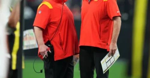 Chiefs' training camp explodes as rookie star Josh Simmons unleashes a SHOCKING punch in a heated brawl!