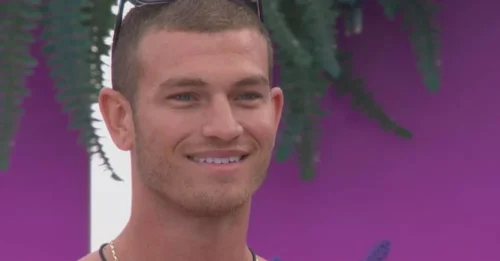 EMOTIONAL EXPLOSION: Helena’s Love Island Dream Shatters in Dramatic Exit!