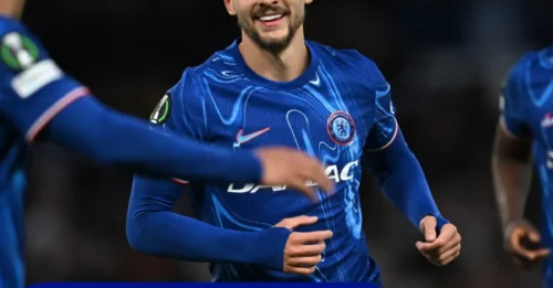 Everton Pulls Off a Shock Move: £40M Bid for Dibling, Plotting Dewsbury-Hall Raid from Chelsea