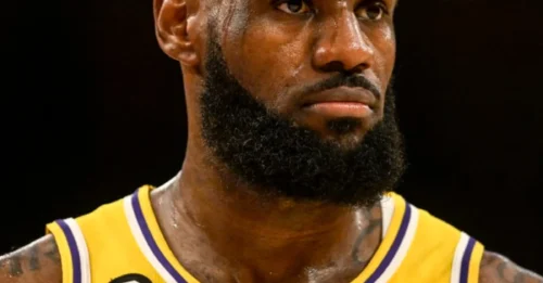 LeBron's Homecoming 2.0? Insiders Push King James to Return to Cleveland for Final Chapter