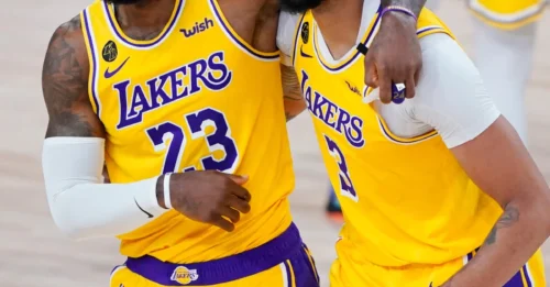 LEBRON & AD DROP CRYPTIC BOMBSHELL: Lakers Stars Post Identical Mysterious Message!