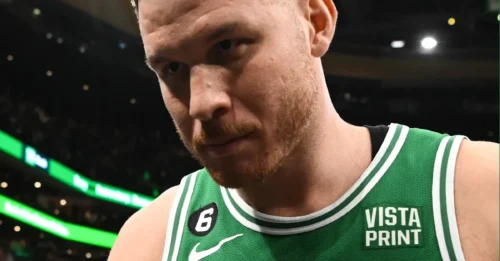 Blake Griffin Breaks the Rules With a ‘Help’ Move That Leaves Derrick White Speechless