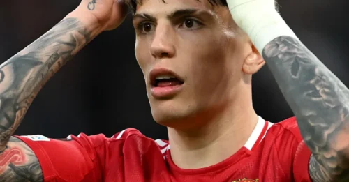 Blockbuster Bid Revealed for Garnacho – But Man Utd Shockingly Turn Down Chelsea