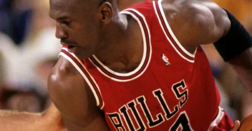 Immortal Icons: A historic price set for the final memorabilia of two basketball legends, Jordan and Kobe.