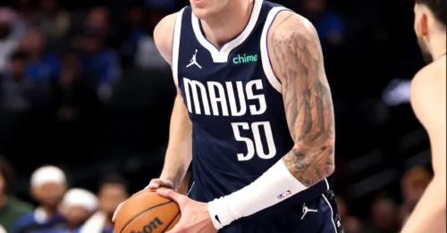 Los Angeles Stunner: Lakers Secure Towering 7-Foot Defensive Anchor in Stunning Roster Shakeup.