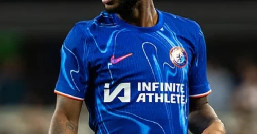 Raheem Sterling to STAY at Chelsea as Deadline Day Deal COLLAPSES — Player’s True Stance Finally Revealed