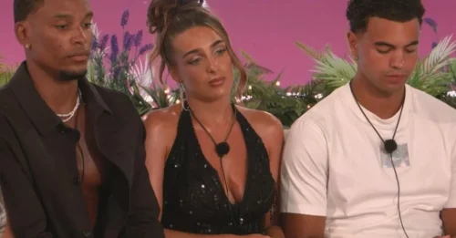 Harrison and Toni were caught having a serious conversation in a TikTok clip that sent fans into a frenzy