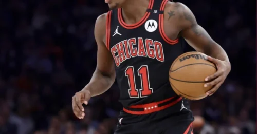 NBA World Stunned: Chicago Bulls Unleash Blockbuster 3-Team Trade, Ship Out Beloved Fan Favorite.