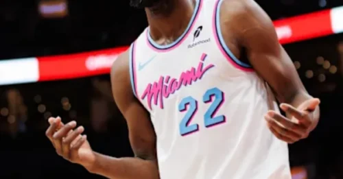 BLOCKBUSTER BOMBSHELL: Lakers Land Champion Forward in Massive 3-Team Shake-Up.