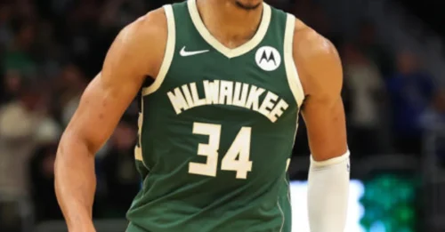 BUCKS-CELTICS BLOCKBUSTER LOOMS: Shocking Trade Connection Between East Titans Sends NBA World Into Frenzy
