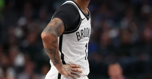 It's not even training camp but Mavericks already have a D'Angelo Russell problem