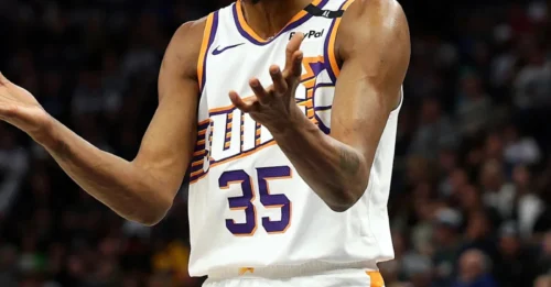 ROCKETS FOLLOWING DANGEROUS BLUEPRINT: Repeating Warriors' Kevin Durant Mistake in Shocking Report