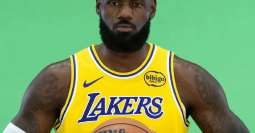 END OF AN ERA? LeBron James Showing Shocking Age-Related Decline For Lakers