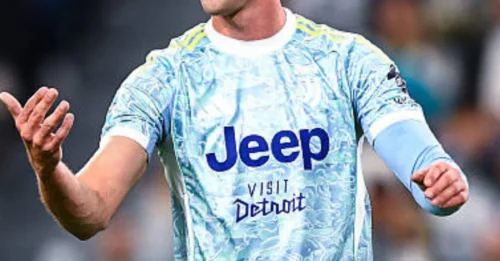 FROM €70M TO A BARGAIN: Man Utd Circling as Vlahovic, the 11-Goal Serie A Hitman, Becomes Unexpectedly Affordable.