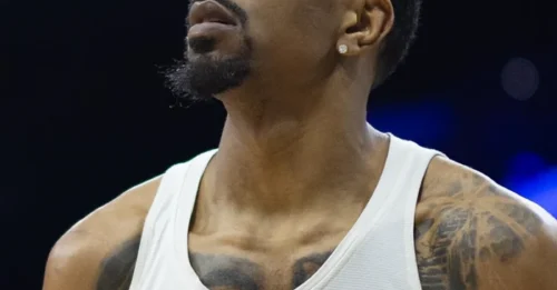 Not Old, Not Quite New: Warriors Bring Back 3-and-D Guard on Flexible 2-Year Deal (Player Option in Year 2)