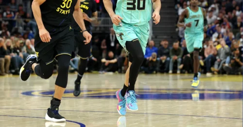 Warriors’ New Double Trouble: Seth Forced to Change Numbers After Steph’s Savage Response