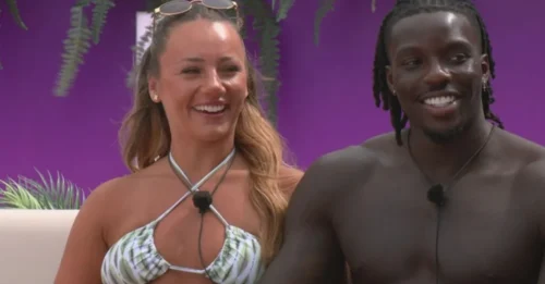 Former Love Island star Dejon gets 'ditched' as top 4 finalist unfollows him in a pointed move