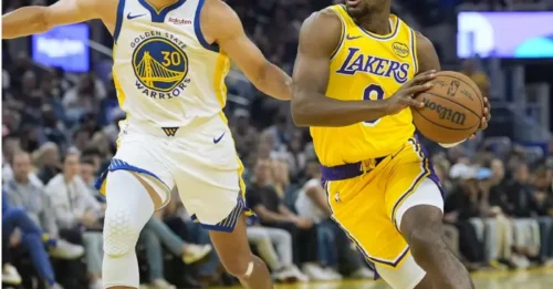 THE NBA IS ON ALERT: With Their Big Three Out, Lakers Work On 'championship Habits' Against Warriors - Beritaja
