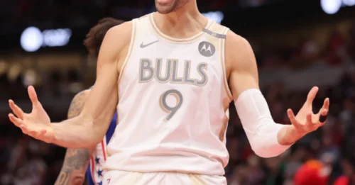 FRONT OFFICE BOMBSHELL: Chicago's Two Biggest Stars Are Officially ON THE TRADING BLOCK, In a Shocking Fire Sale That Has Every GM on High Alert.
