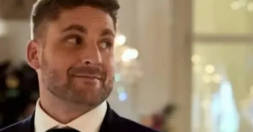 GAME CHANGER! For the first time, the 'Married at First Sight UK' 2025 cast hold a SPECIAL CARD, completely altering the rules compared to previous seasons.
