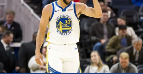 SHOCKING REACTION: Draymond Green Reacts to Steph Curry’s Pass During Warriors Game