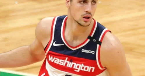 STUNNING REVELATION: Warriors have found the perfect trade target – A breakout star averaging 21/8/5 on elite 49/39 shooting could completely change the game in just 90 minutes of action!