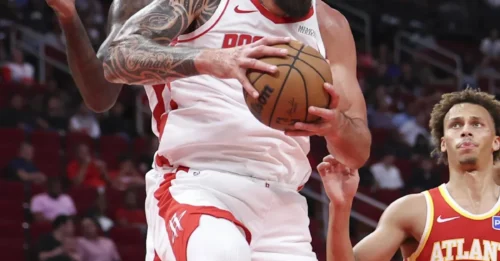 THE $200M DOUBLE-BIG DILEMMA: 3 Strategic Adjustments Kevin Durant Must Make To Unleash Rockets' Double-Big Lineup Dominance.